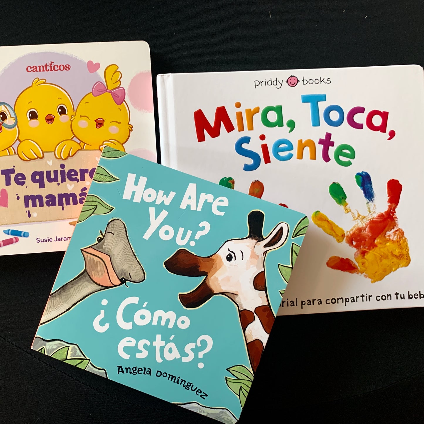 Mira, Toca, Siente + Te quiero mamá + How Are You? Cómo estás?